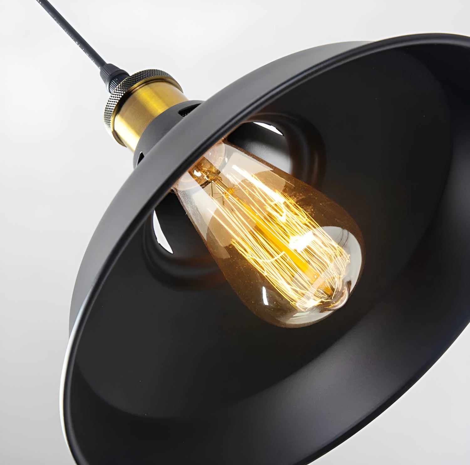 Nomaenest Axioné - Adjustable Industrial Pendant Lamp